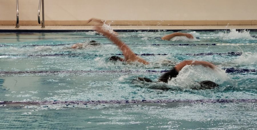 Boys+swim+team+focused+on+individual+improvement