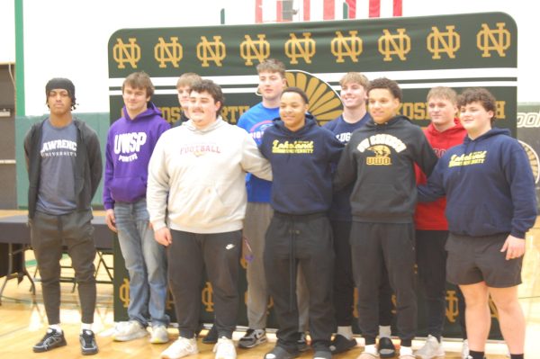 Ten Spartan Football Players Sign National Letter of Intent